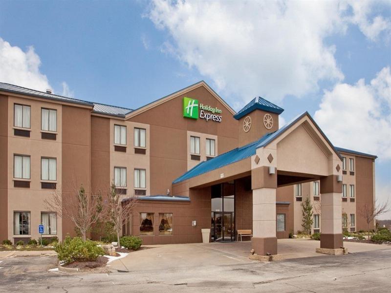Holiday Inn Express Hotel Kansas City - Bonner Springs By Ihg Exteriér fotografie